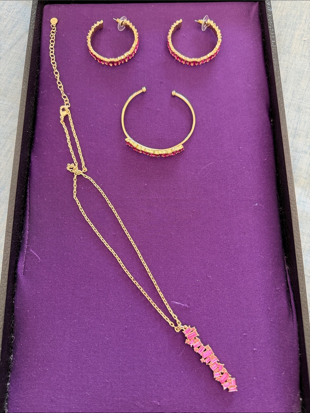 Gold-Tone Jewelry Set with Pink faux crystal- necklace, cuff and earrings